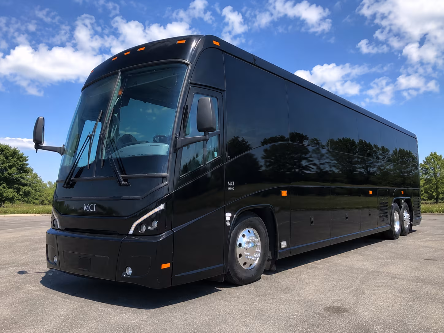 farm and barn venue shuttles on taunton s narrow back roads